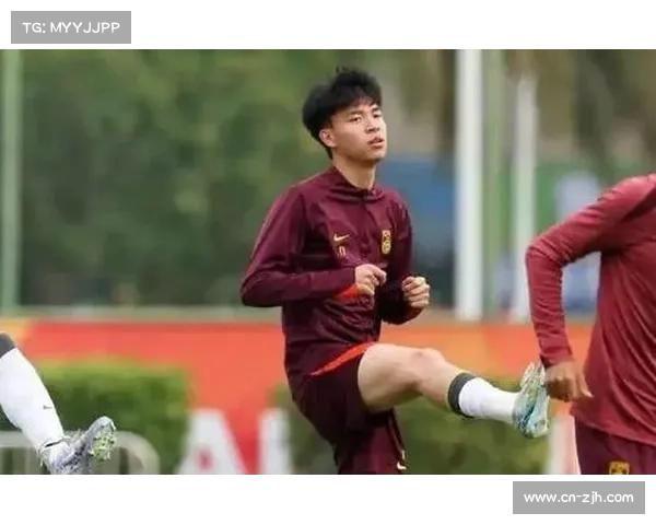 国足东亚杯名单公布：王钰栋领衔新星阵容，塞鸟压阵剑指新突破